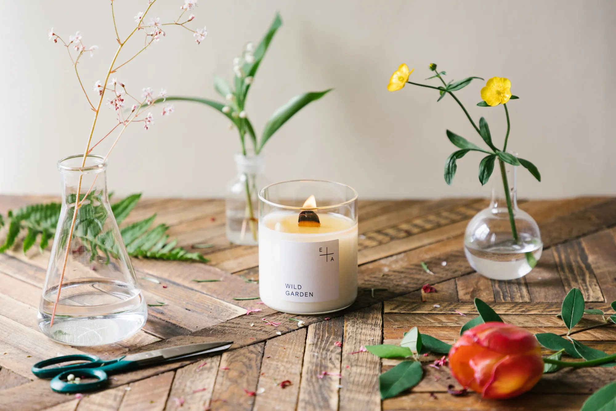 Natural aromatherapy candles UK