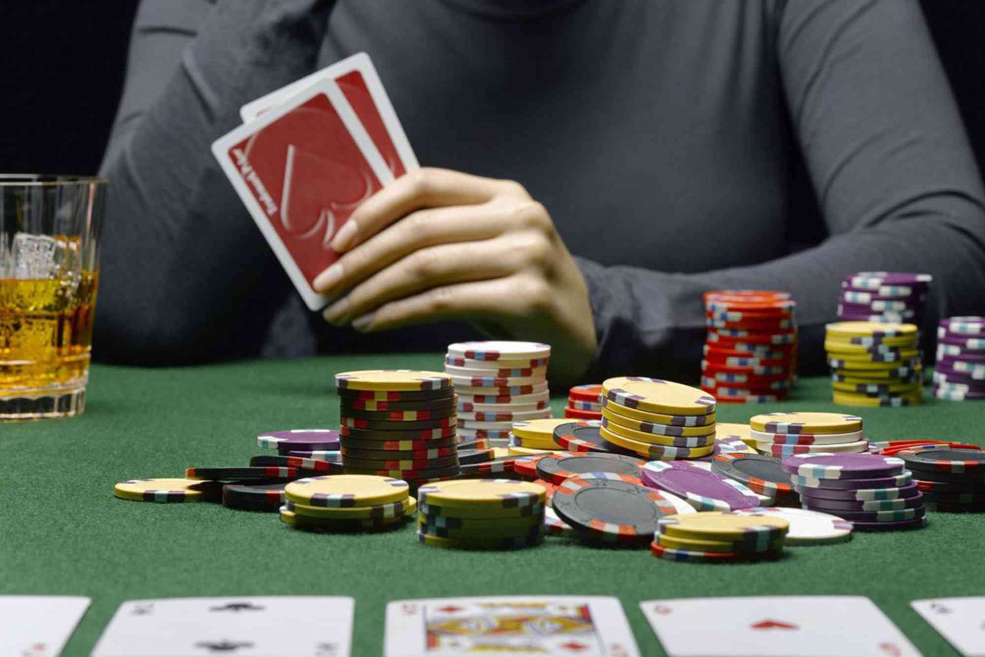 How Can You Get Better at Online Poker