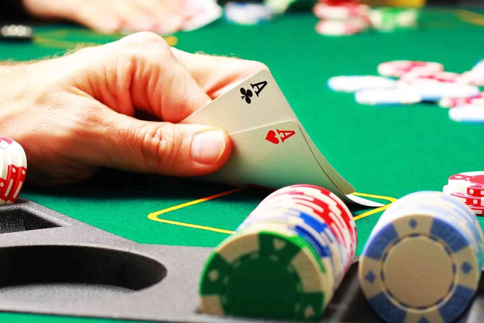 How can you improve your poker skills online?